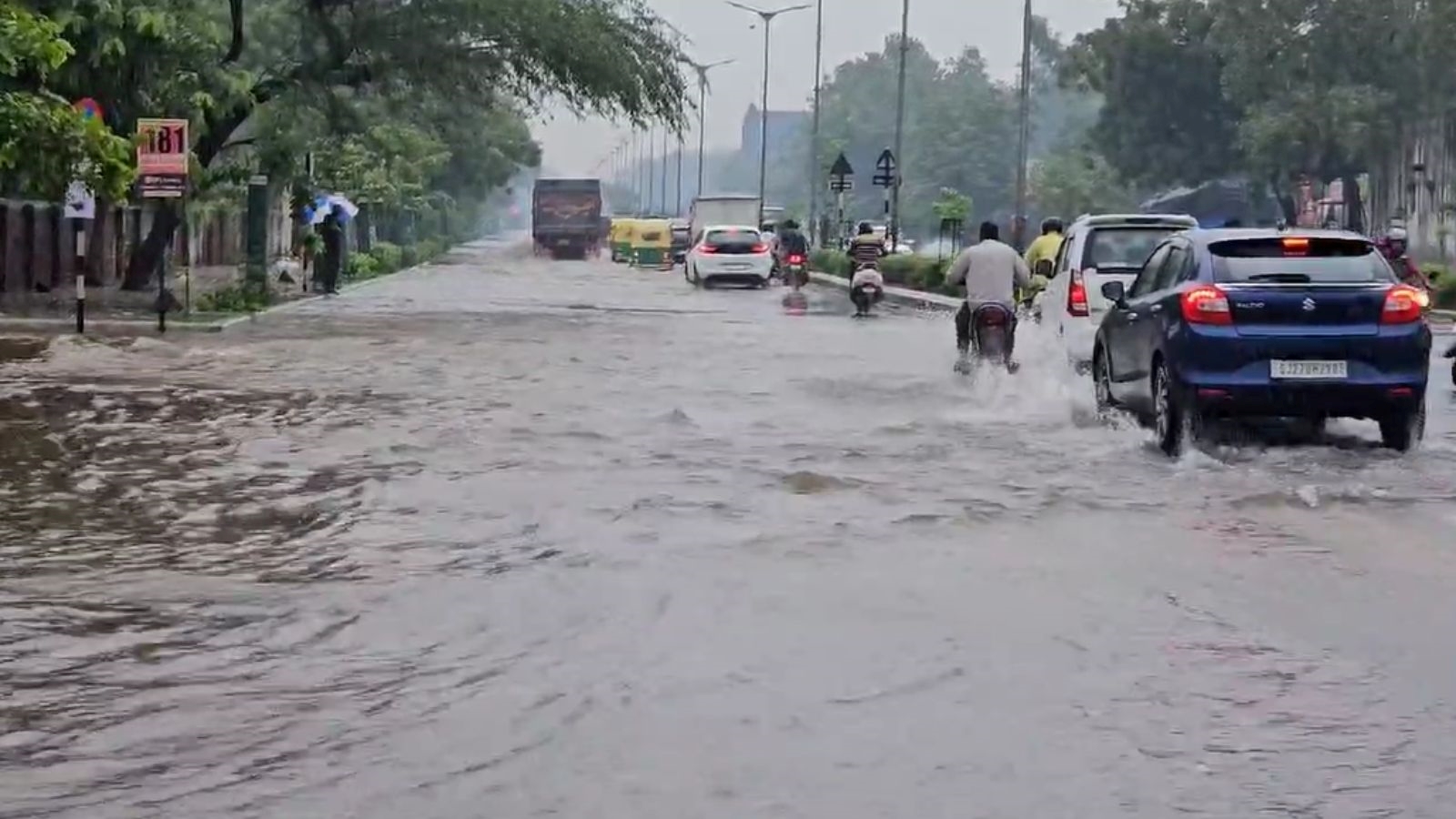 Gujarat Rain સતમ આઠમમ રજયમ મહલય જમય દકષણ ગજરતમ