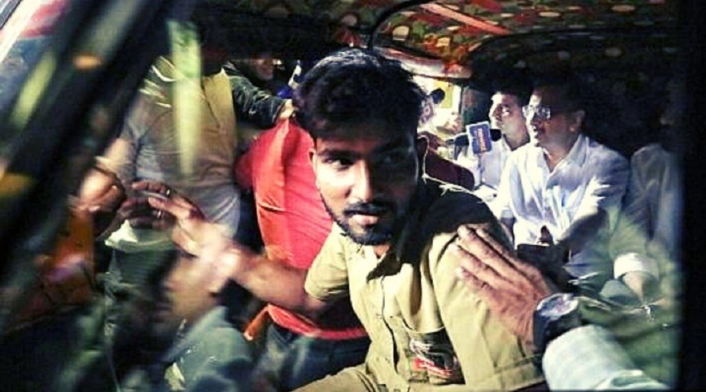 Gujarat Election : CM ભૂપેન્દ્ર પટેલની વિધાનસભા અને અમિત શાહના લોકસભાના મત વિસ્તારમાં છે આ રીક્ષા ડ્રાઈવરનું ઘર, શું છે કેજરીવાલનો પ્લાન? Gujarat Election : CM ભૂપેન્દ્ર પટેલની વિધાનસભા અને અમિત શાહના લોકસભાના મત વિસ્તારમાં છે આ રીક્ષા ડ્રાઈવરનું ઘર, શું છે કેજરીવાલનો પ્લાન?