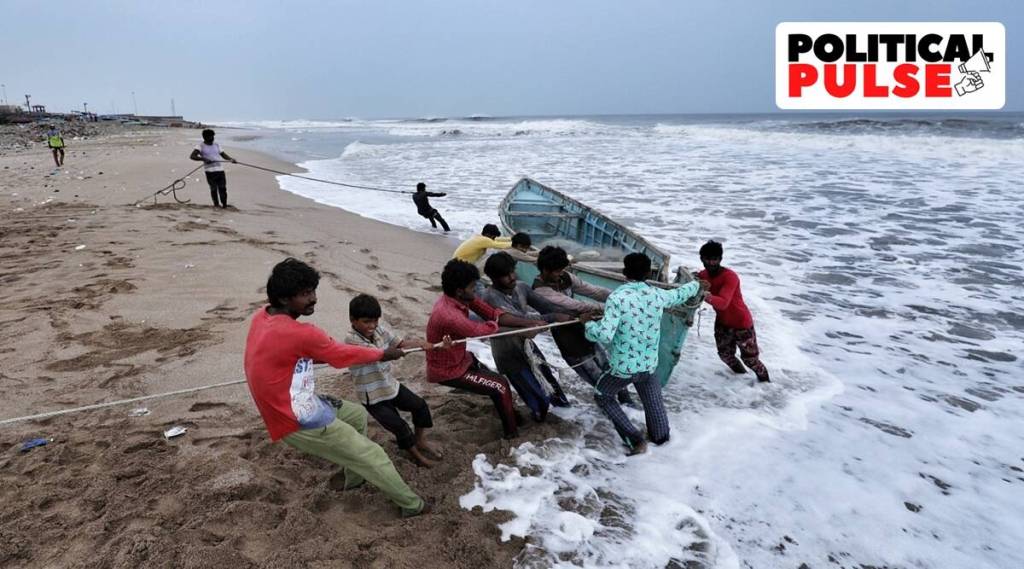 ગુજરાતમાં ચૂંટણી પહેલા માછીમાર સમુદાય પર BJP સરકાર દ્વારા રાહતનો વરસાદ કેમ? વાંચો ગુજરાતમાં ચૂંટણી પહેલા માછીમાર સમુદાય પર BJP સરકાર દ્વારા રાહતનો વરસાદ કેમ? વાંચો