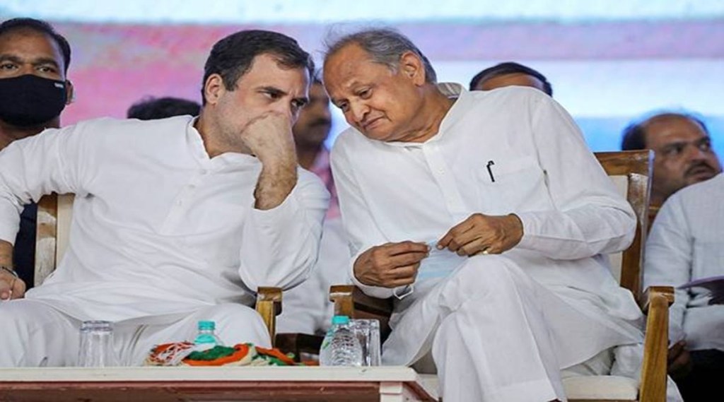 રાજસ્થાનમાં રાજકીય ભૂકંપઃ અશોક ગેહલોતના 90 ધારાસભ્યોના રાજીનામા પર ‘રમત’ કરવાના મૂડમાં BJP રાજસ્થાનમાં રાજકીય ભૂકંપઃ અશોક ગેહલોતના 90 ધારાસભ્યોના રાજીનામા પર ‘રમત’ કરવાના મૂડમાં BJP