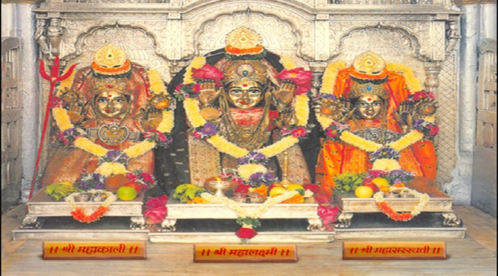 ‘ધનના ભંડાર ભરો માતા લક્ષ્મીમાં’ ઘરે બેઠા જ કરો મુંબઈના લક્ષ્મી મંદિરથી મહાલક્ષ્મી માતાના લાઈવ દર્શન