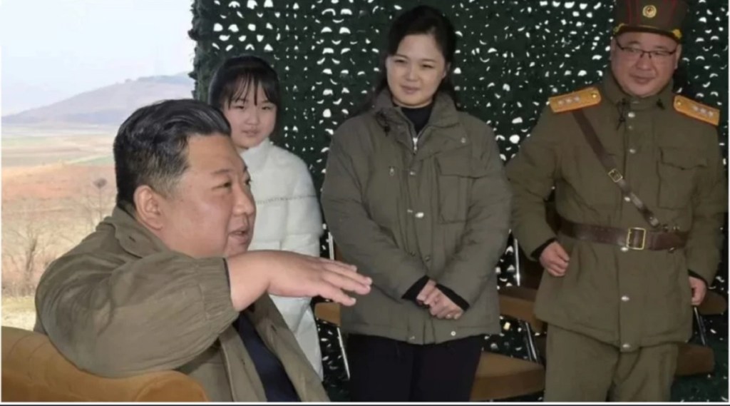 ઉત્તર કોરિયાના તાનાશાહ કિમ જોંગ ઉનની પુત્રી પહેલીવાર દુનિયા સમક્ષ આવી, ફોટા વાયરલ
