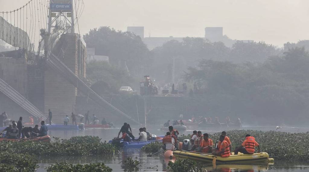 Exclusive: મોરબી ઝૂલતા પૂલ પર એકસાથે માત્ર 15 લોકોને જ જવાની પરવાનગી હતી?