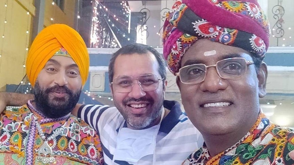 TMKOC: તારક મહેતા કા ઉલ્ટા ચશ્માને વધુ એક ફટકો, સિરીયલના ડાયરેક્ટર માલવ રાજદાએ શો છોડ્યો, જાણો કેમ TMKOC: તારક મહેતા કા ઉલ્ટા ચશ્માને વધુ એક ફટકો, સિરીયલના ડાયરેક્ટર માલવ રાજદાએ શો છોડ્યો, જાણો કેમ