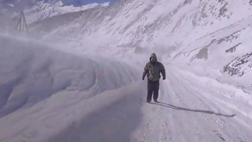 Coldest Place in India : ભારતના આ શહેરમાં -25 ડિગ્રી તાપમાન, દિલ્હી પણ ટોપ 10માં સામેલ Coldest Place in India : ભારતના આ શહેરમાં -25 ડિગ્રી તાપમાન, દિલ્હી પણ ટોપ 10માં સામેલ