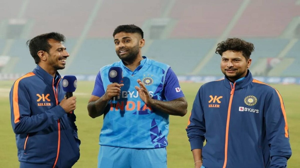IND vs NZ: સૂર્યકુમાર યાદવે ચહલને ગણાવ્યો પોતાનો બેટિંગ કોચ, કુલચા સાથે મિસ્ટર 360 ડિગ્રીનો રસપ્રદ ઇન્ટરવ્યૂ IND vs NZ: સૂર્યકુમાર યાદવે ચહલને ગણાવ્યો પોતાનો બેટિંગ કોચ, કુલચા સાથે મિસ્ટર 360 ડિગ્રીનો રસપ્રદ ઇન્ટરવ્યૂ