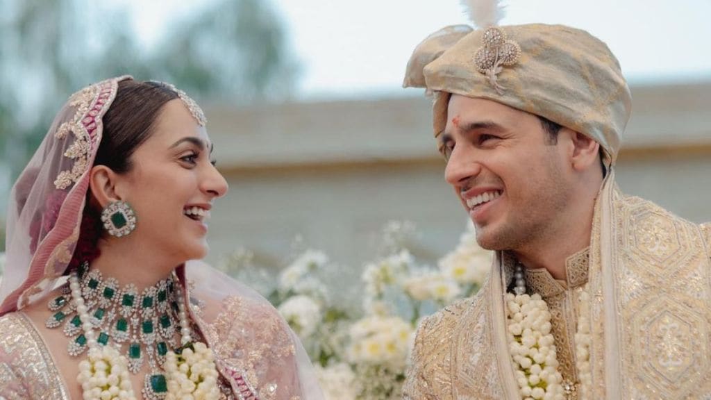sid kiara wedding Reception photos: વેડિંગ રિસેપ્શનમાં કિયારા અડવાણીના લુકથી પ્રશંસકો નારાજ, ફેન્સે ટ્રોલ કરી આપી આવી પ્રતિક્રિયા