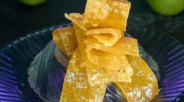 ઉનાળાની મનપસંદ એવી કેરીના બનાવો આમ પાપડ, આ છે સરળ રેસિપી ઉનાળાની મનપસંદ એવી કેરીના બનાવો આમ પાપડ, આ છે સરળ રેસિપી