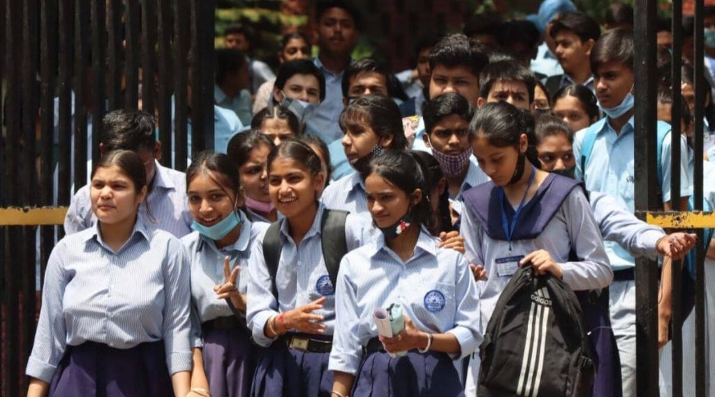 ગુજરાત બોર્ડ પરીક્ષાઃ ધો.10ની પરીક્ષા માટે હોલ ટિકિટ જાહેર, આવી રીતે કરો ડાઉનલોડ ગુજરાત બોર્ડ પરીક્ષાઃ ધો.10ની પરીક્ષા માટે હોલ ટિકિટ જાહેર, આવી રીતે કરો ડાઉનલોડ