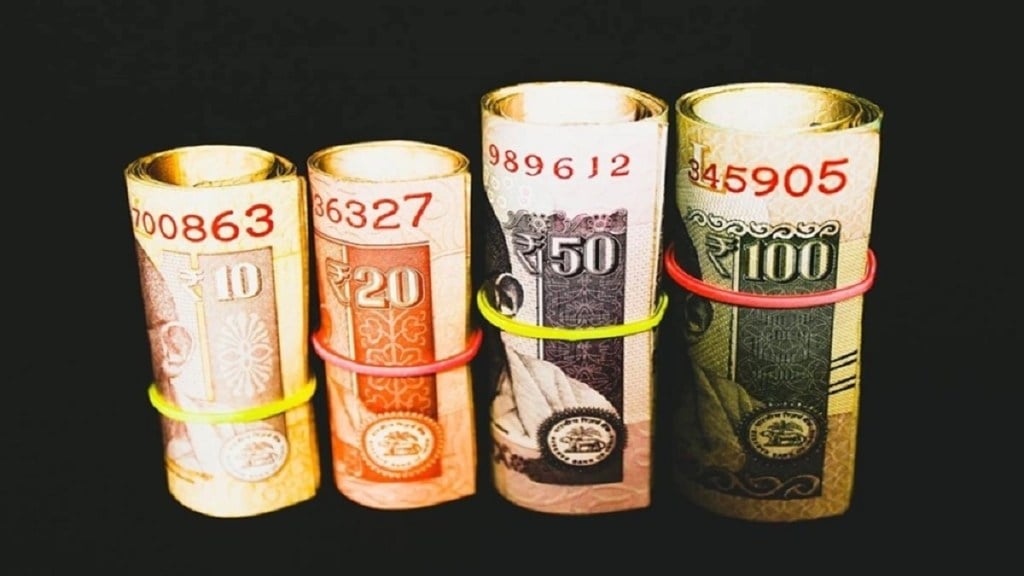 આ બેંકો આપી રહી રિકરિંગ ડિપોઝિટ પર 7.6 ટકા સુધીનું વળતર, દર મહિને 5000ના રોકાણથી પર પાંચ વર્ષે આટલા રૂપિયા મળશે