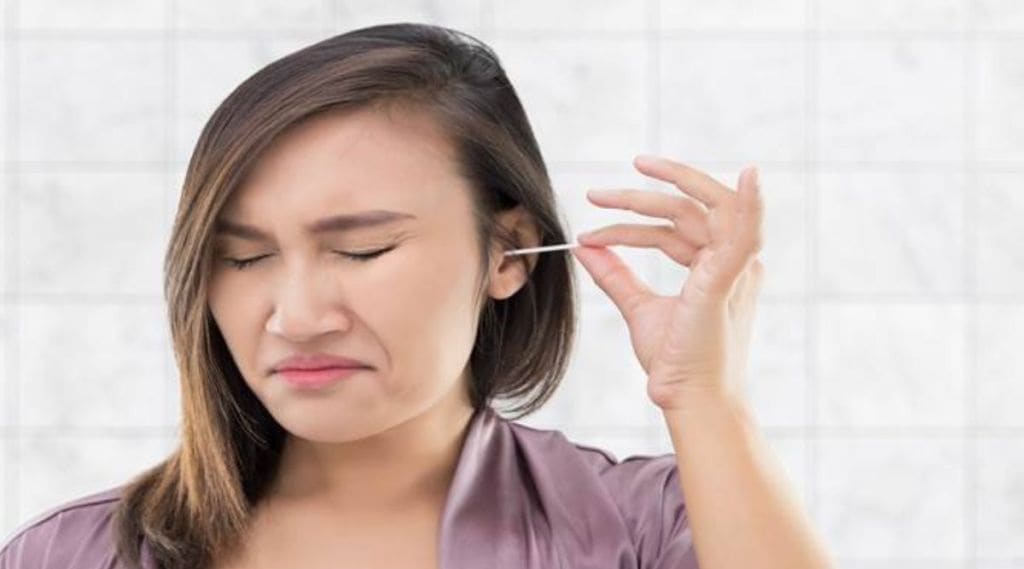 Health Tips : શું ઈયરવેક્સ એક પ્રકારનો પરસેવો છે? જાણો અહીં Health Tips : શું ઈયરવેક્સ એક પ્રકારનો પરસેવો છે? જાણો અહીં