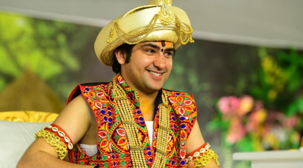 Dheerendra shastri and KRK: બાગેશ્વર ધામ બાબા ધીરેન્દ્ર શાસ્ત્રીને ચોથું ધોરણ નાપાસ કહ્યા, બોલીવુડ એક્ટર KRKએ વીડિયો શેર કરી મજાક ઉડાવી Dheerendra shastri and KRK: બાગેશ્વર ધામ બાબા ધીરેન્દ્ર શાસ્ત્રીને ચોથું ધોરણ નાપાસ કહ્યા, બોલીવુડ એક્ટર KRKએ વીડિયો શેર કરી મજાક ઉડાવી