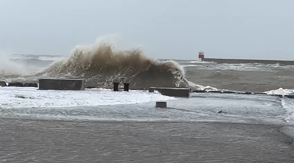 Biparjoy cyclone update : બિપોરજોય સાયક્લોને રાજસ્થાનમાં તબાહી મચાવી, આ રાજ્યોમાં આજે ભારે પવન સાથે વરસાદની આગાહી