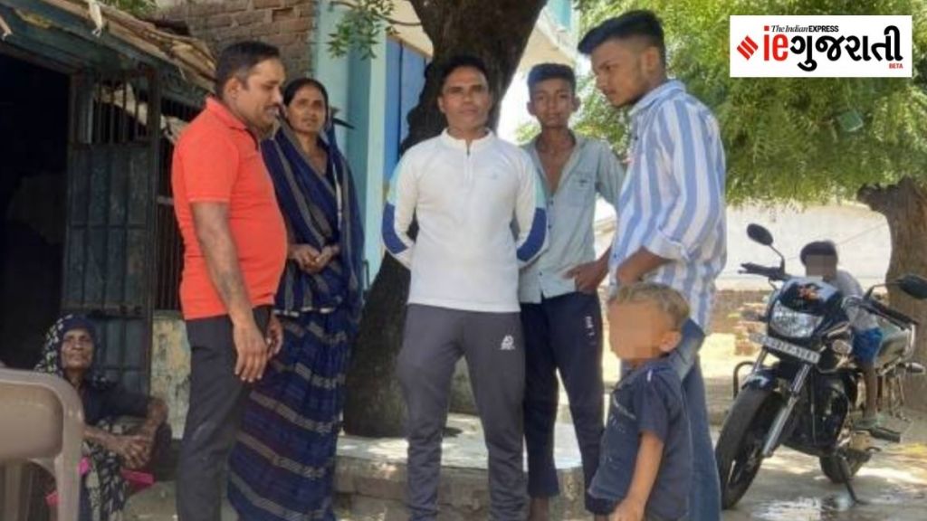 ગુજરાત: બનાસકાંઠાનું મોતા ગામ, દલિત યુવાનોની ફરિયાદ, અને સમસ્યા