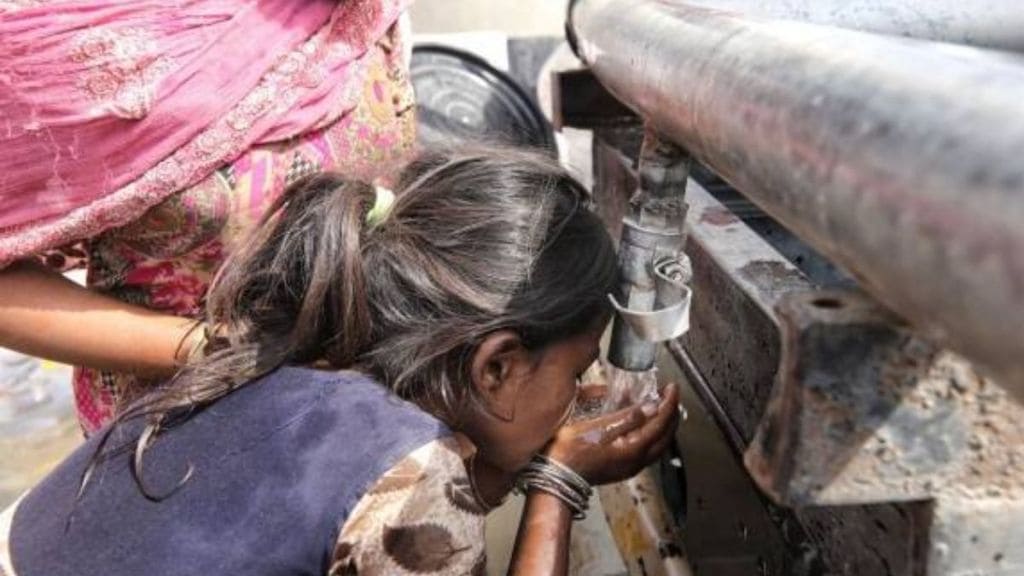 Arsenic Contamination : આર્સેનિક દૂષણવાળો ખોરાક અને પાણી વૈશ્વિક જાહેર આરોગ્યની ચિંતા, આર્સેનિક કેવી રીતે કેન્સરનું કારણ બને છે? જાણો અભ્યાસ શું કહે છે? Arsenic Contamination : આર્સેનિક દૂષણવાળો ખોરાક અને પાણી વૈશ્વિક જાહેર આરોગ્યની ચિંતા, આર્સેનિક કેવી રીતે કેન્સરનું કારણ બને છે? જાણો અભ્યાસ શું કહે છે?