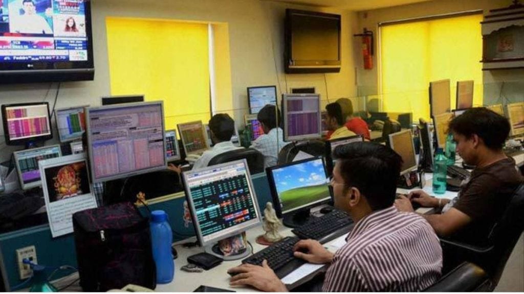 Stocks To Watch : DMartનું ઓનલાઈન પ્લેટફોર્મ DMart રેડીએ તેની ડિસ્કાઉન્ટ સ્ટ્રેટેજીને વધુ તીવ્ર બનાવી, TVS મોટર્સ, વેદાંત, LIC સહિતની અન્ય કંપનીઓની શું છે સ્થિતિ