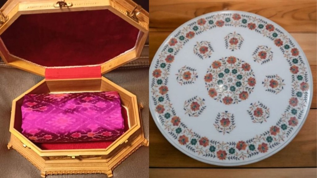 PM modi France visit : રાષ્ટ્રપતિ મૈક્રોને સિતાર, વડાપ્રધાન બોર્નને માર્બલ ટેબલ, જાણો પીએમ મોદીએ ફ્રાન્સમાં શું શુ ભેટ આપી