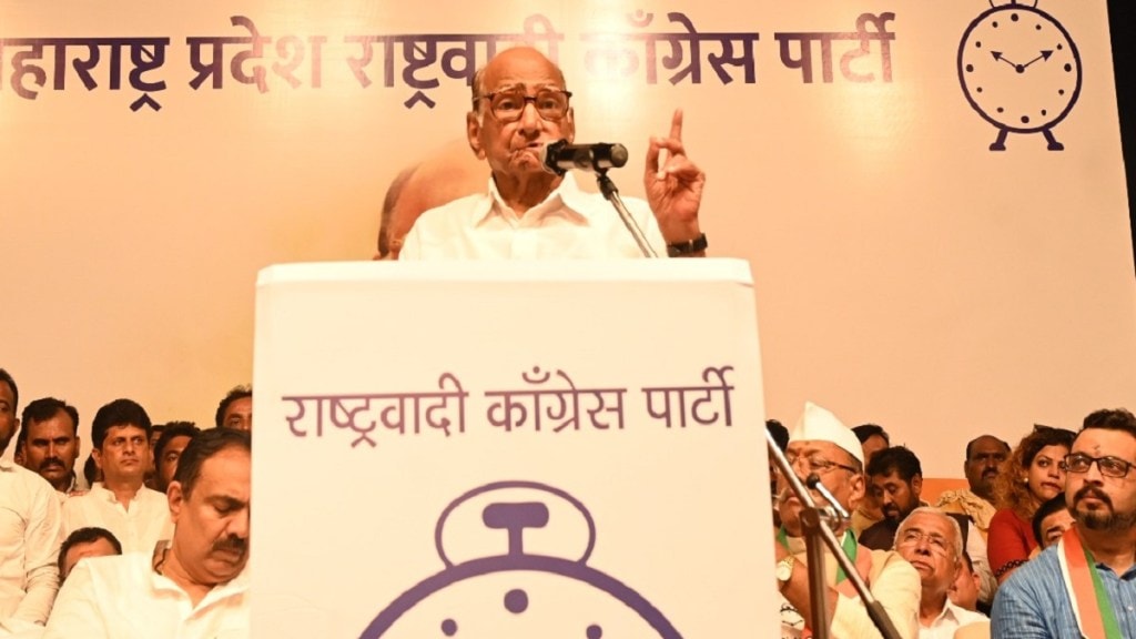 ભત્રીજા અજિત પવારને શરદ પવારનો પડકાર, કહ્યું – હું જ એનસીપીનો અધ્યક્ષ છું