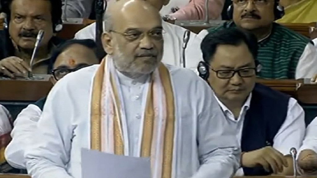 અમિત શાહે લોકસભામાં જણાવ્યું – કેમ સળગી રહ્યું છે ઉત્તર પૂર્વી રાજ્ય, મ્યાનમારથી કુકી પલાયન, મણિપુરની ડેમોગ્રાફી અને એસટી સ્ટેટસ પર હાઇકોર્ટનો નિર્ણય
