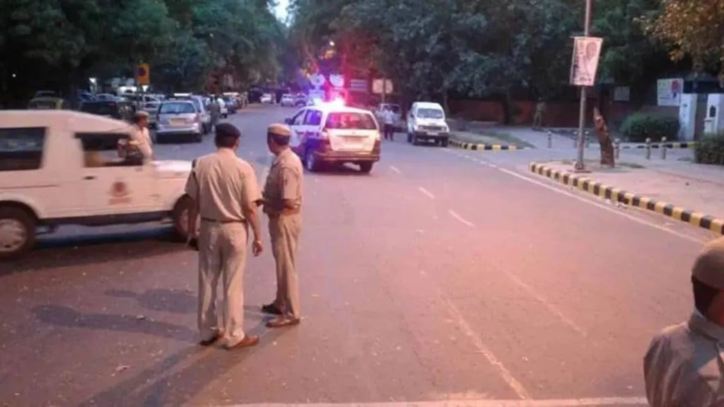 Ahmedabad Murder : અમદાવાદમાં છરીના ઘા મારી હત્યા, ચાર સામે ગુનો નોંધાયો, ઠાકોર પરિવારમાં શોક છવાયો Ahmedabad Murder : અમદાવાદમાં છરીના ઘા મારી હત્યા, ચાર સામે ગુનો નોંધાયો, ઠાકોર પરિવારમાં શોક છવાયો
