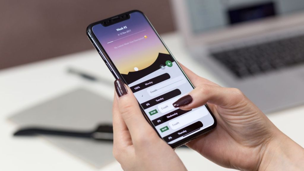 Smartphones : ભારતના 15000થી ઓછી કિંમતવાળા શાનદાર બજેટ સ્માર્ટફોન; વિવો, રેડમીના લેટેસ્ટ મોબાઇલ સૌથી ફેવરિટ