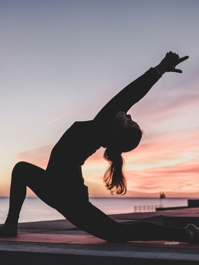 <strong>વજન ઘટાડવા માંગો છો તો આ યોગ કરો </strong>: વજન ઘટાડવામાં માટે પ્રાણાયામ, કપાલભાતિ, અનુલોમવિલોમ વગેરે યોગ કરો. જે વેઇટ લોસમાં મદદગાર સાબિત થશે.