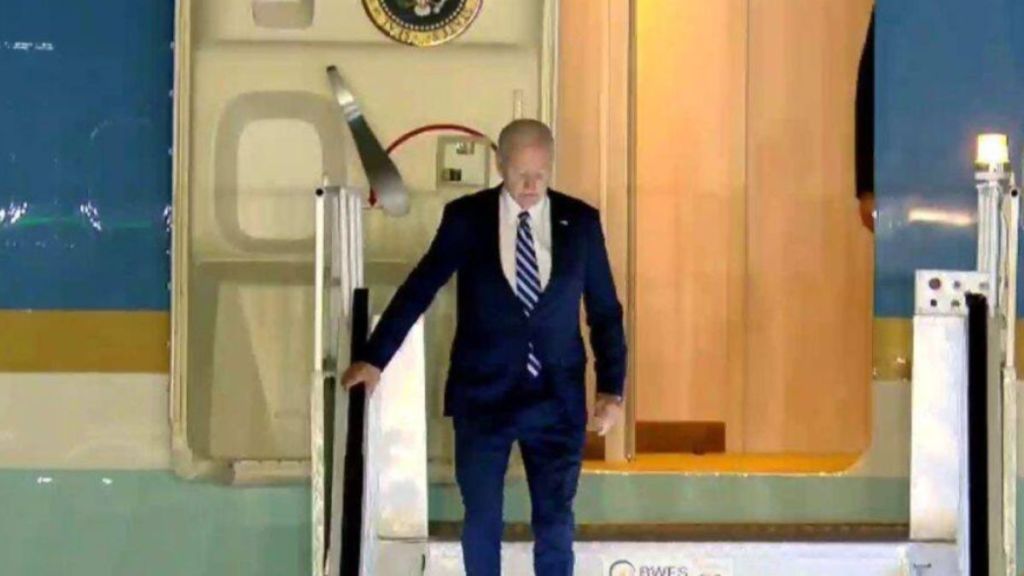 G20 Summit Live Updates: જી20 સિમિટ પહેલા જો બિડેન અને પીએમ મોદી વચ્ચે થઈ બેઠક G20 Summit Live Updates: જી20 સિમિટ પહેલા જો બિડેન અને પીએમ મોદી વચ્ચે થઈ બેઠક