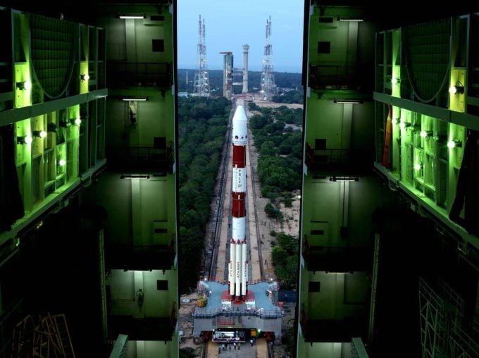 'PSLV C57' શક્તિશાળી કેરિયર 'આદિત્ય L1'ને અવકાશમાં લઈ ગયું છે.