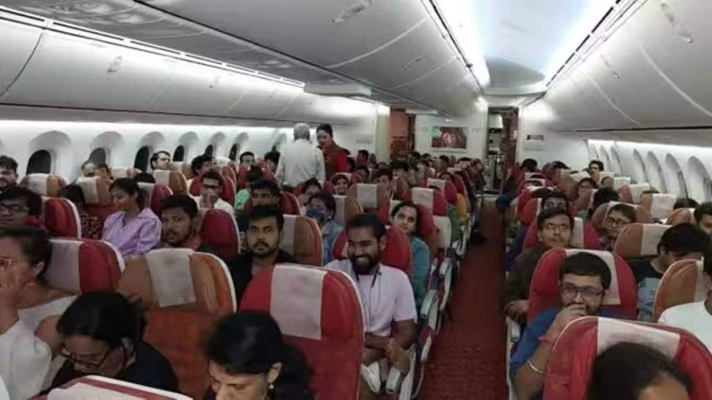 Israel Hamas war : ઈઝરાયેલમાં ફસાયેલા ભારતીય નાગરિકો માટે ઓપરેશન અજય Israel Hamas war : ઈઝરાયેલમાં ફસાયેલા ભારતીય નાગરિકો માટે ઓપરેશન અજય