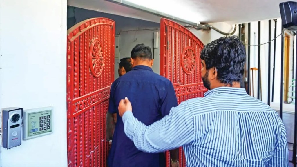 NewsClick Case : ન્યૂઝક્લિકની એફઆઇઆરમાં સરકાર પર ખોટી કહાની, ‘પેઇડ ન્યૂઝ’ આતંકવાદના દાયરામાંઆતંકવાદના દાયરામાં NewsClick Case : ન્યૂઝક્લિકની એફઆઇઆરમાં સરકાર પર ખોટી કહાની, ‘પેઇડ ન્યૂઝ’ આતંકવાદના દાયરામાંઆતંકવાદના દાયરામાં