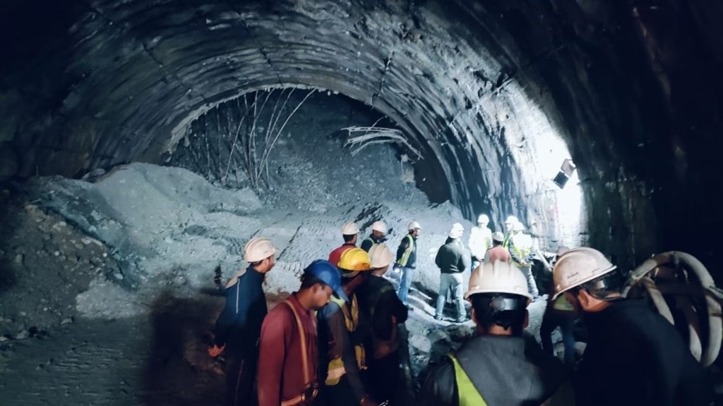 Uttarkashi tunnel Collapse : ઉત્તરકાશી ટનલ દુર્ઘટના મજૂરોના જીવ બચાવવા મોટું સંકટ, 9 દિવસ પછી સુરંગમાંથી ખોરાક મળ્યો