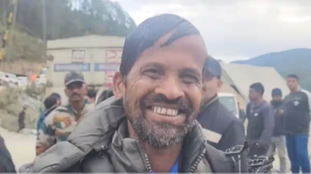 Uttarkashi Tunnel Rescue :  પત્નીના દાગીના ગીરવે મુકીને ટનલમાં ફસાયેલા મજૂરના પિતા ઉત્તરકાશી પહોંચ્યા
