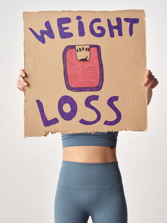 બદામમાં ફાઈબરનું પ્રમાણ વધુ હોય છે અને કેલરી ખૂબ જ ઓછી હોય છે, તેથી તે પેટની ચરબી ઘટાડવામાં ખૂબ અસરકારક છે.