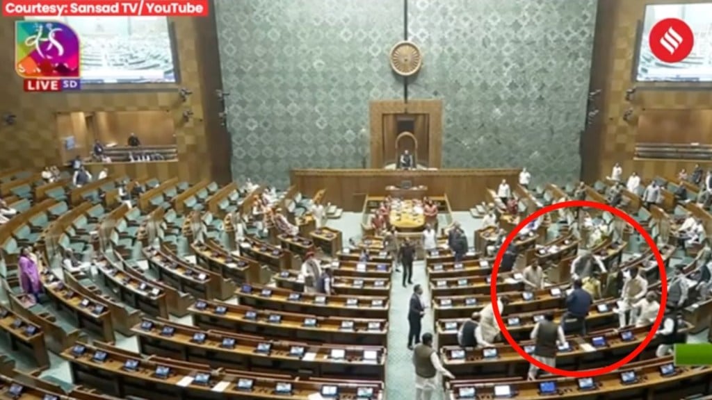 Parliament Security Breach: લોકસભા સુરક્ષા ચૂક : સાંસદ ડિમ્પલ યાદવે કહ્યું – આજે કશું પણ થઇ શકતું હતું Parliament Security Breach: લોકસભા સુરક્ષા ચૂક : સાંસદ ડિમ્પલ યાદવે કહ્યું – આજે કશું પણ થઇ શકતું હતું