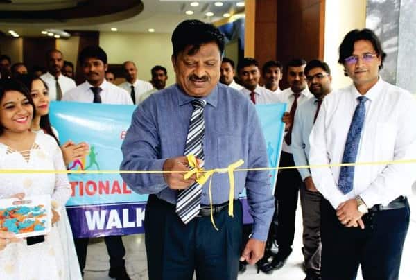 બ્રિટિશ બાયોલોજીકલ વેબસાઈટ અનુસાર, તે એક સંશોધન આધારિત હેલ્થકેર ન્યુટ્રાસ્યુટીકલ કંપની છે જે 'ધ પ્રોટીન પીપલ' તરીકે ઓળખાય છે. આ કંપનીમાં ઉત્પાદિત પ્રોડક્ટોનો ઉપયોગ બાળરોગ, ડાયાબિટીસ, સ્ત્રીરોગ, હૃદયરોગ, હેપેટાઈટીસ અને જેરીયાટ્રીક ન્યુટ્રીશનમાં થાય છે. (ફોટો સ્ત્રોત: બ્રિટિશ બાયોલોજિકલ/ફેસબુક)