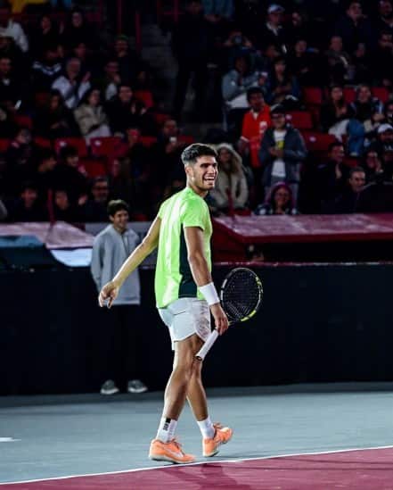 <strong>કાર્લોસ અલ્કારાઝ</strong><br> કાર્લોસ અલ્કારાઝ એક સ્પેનિશ ટેનિસ ખેલાડી છે. 20 વર્ષીય કાર્લોસે આ વર્ષે કારકિર્દીનું પ્રથમ વિમ્બલ્ડન ટાઈટલ જીત્યું હતું. (ફોટો સ્ત્રોત: @carlitosalcarazz/instagram)