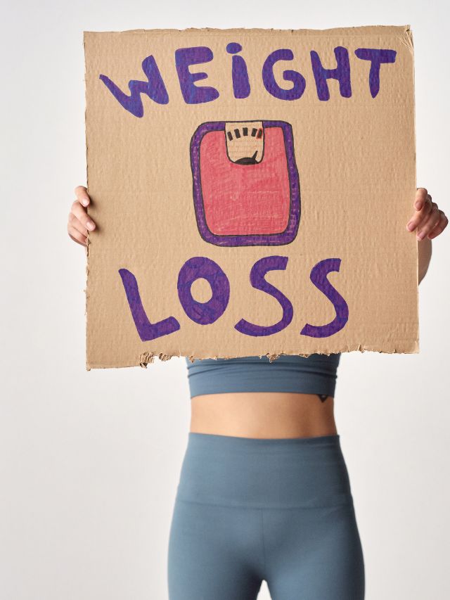 ઘણા લોકો વજન વધવાની સમસ્યાથી પીડાતા હોય છે પરંતુ જો આ લોકો નિયમિત રીતે ગાજર ખાય તો વજન ઘટાડી શકે છે.