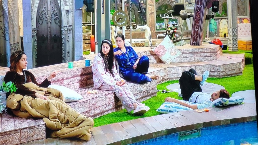 Bigg Boss 17: બિગ બોસ 17ના વિજેતાની કિસ્મત ચમકશે, ટ્રોફી અને પ્રાઇસ મનીની સાથે મળશે આ મોંઘી ગીફ્ટ Bigg Boss 17: બિગ બોસ 17ના વિજેતાની કિસ્મત ચમકશે, ટ્રોફી અને પ્રાઇસ મનીની સાથે મળશે આ મોંઘી ગીફ્ટ