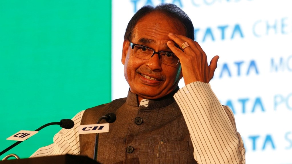 Madhya Pradesh : શિવરાજ સિંહ ચૌહાણ થયા ભાવુક, કહ્યું – રાજતિલક થતા-થતા વનવાસ પણ થઇ જાય છે
