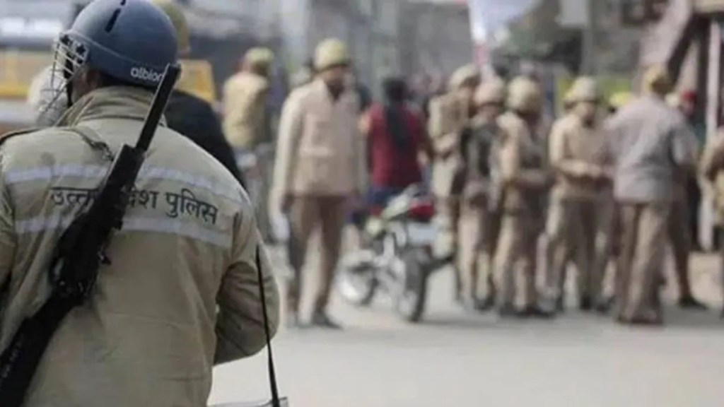 Attack On ED : રાશન કૌભાંડ કેસ, પશ્ચિમ બંગાળમાં દરોડા પાડવા ગયેલી EDની ટીમ પર 300 લોકોએ હુમલો કર્યો Attack On ED : રાશન કૌભાંડ કેસ, પશ્ચિમ બંગાળમાં દરોડા પાડવા ગયેલી EDની ટીમ પર 300 લોકોએ હુમલો કર્યો