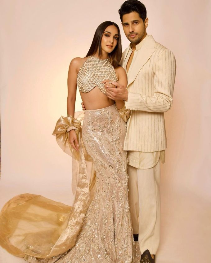 થોડા વર્ષો સુધી ડેટિંગ કર્યા પછી અને તેમના રોમાંસને લાઇમલાઇટથી દૂર રાખ્યા પછી, કપલે 7 ફેબ્રુઆરી 2023 માં લગ્ન કર્યા હતા.