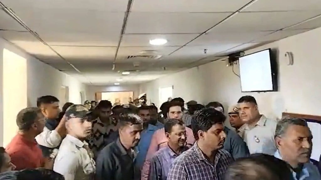 EDનો કોર્ટમાં દાવો, કેજરીવાલ જ કૌભાંડના કિંગપિન, હવાલાથી ગોવા ચૂંટણીમાં મોકલ્યા હતા 45 કરોડ EDનો કોર્ટમાં દાવો, કેજરીવાલ જ કૌભાંડના કિંગપિન, હવાલાથી ગોવા ચૂંટણીમાં મોકલ્યા હતા 45 કરોડ