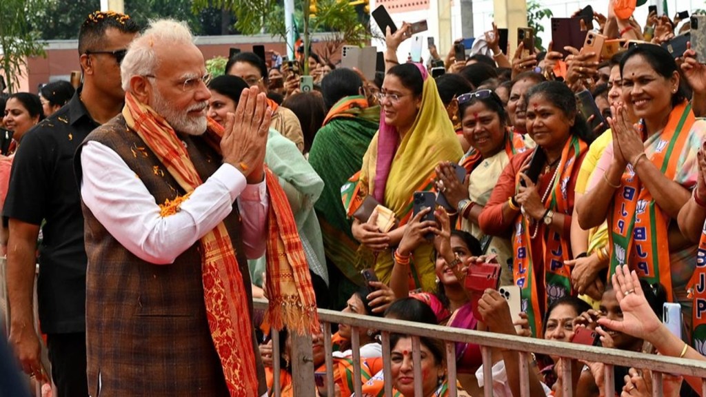 ઇલેક્ટોરલ બોન્ડ ડેટા: 2019ની ચૂંટણી પહેલા ભાજપને ₹ 3,941 કરોડથી વધુ મળ્યા, જે વર્ષની ગણતરીના 77% હતા ઇલેક્ટોરલ બોન્ડ ડેટા: 2019ની ચૂંટણી પહેલા ભાજપને ₹ 3,941 કરોડથી વધુ મળ્યા, જે વર્ષની ગણતરીના 77% હતા
