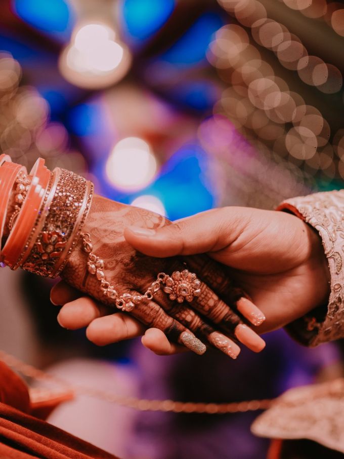 પરિણીત યુગલનું બ્લડ ગ્રુપ સરખું ન હોવું જોઈએ એ કહેવાનો કોઈ વૈજ્ઞાનિક આધાર નથી, તેથી બ્લડ ગ્રુપ ગમે તે હોય, પરંતુ લગ્ન કરતા પહેલા દંપતીએ બ્લડ ગ્રુપ જાણવું જરૂરી છે.