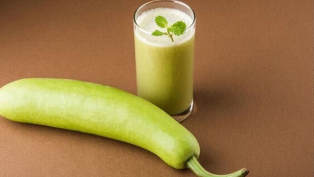 Bottle Gourd : ઉનાળામાં દૂધી ખાવાથી સ્વાસ્થ્ય પર થતા ફાયદા અને ગેર ફાયદા,જાણો