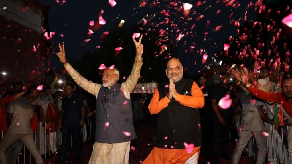 લોકસભા ચૂંટણી 2024 ઓપિનિયન પોલ અનુમાન, ભાજપ ફરી બનાવશે મોદી સરકાર? જાણો કેટલી બેઠક પર મળશે જીત લોકસભા ચૂંટણી 2024 ઓપિનિયન પોલ અનુમાન, ભાજપ ફરી બનાવશે મોદી સરકાર? જાણો કેટલી બેઠક પર મળશે જીત