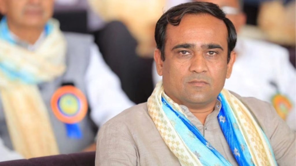 ગુજરાત લોકસભા ચૂંટણી 2024 : સુરત કોંગ્રેસ ઉમેદવાર નિલેશ કુંભાણી શું ભાજપમાં જોડાશે? કોંગ્રેસ સુપ્રીમ કોર્ટ ના શરણે