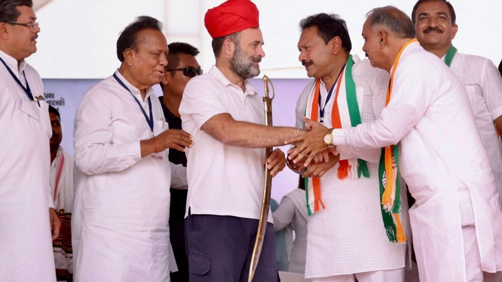 લોકસભા ચૂંટણી 2024 : પાટણમાં રાહુલ ગાંધીએ કહ્યું – ભારતમાં 1% લોકો 40% સંપત્તિ પર નિયંત્રણ કરે છે