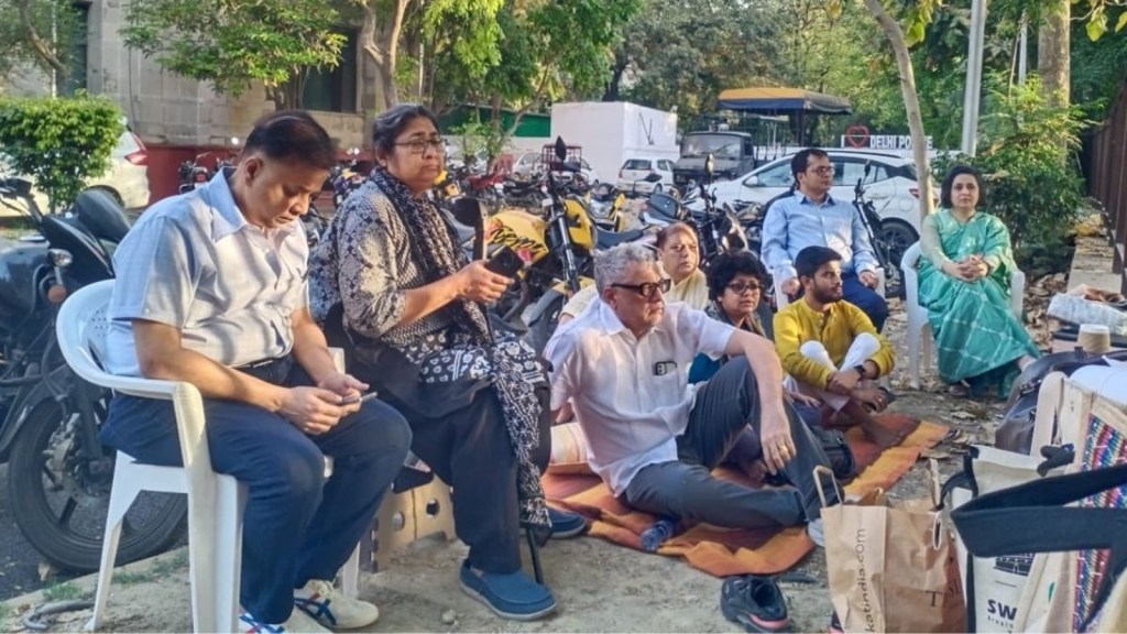 Gujarati News 9 April 2024 LIVE: 18 કલાક પછી પણ દિલ્હીમાં TMC નેતાઓનો વિરોધ ચાલુ