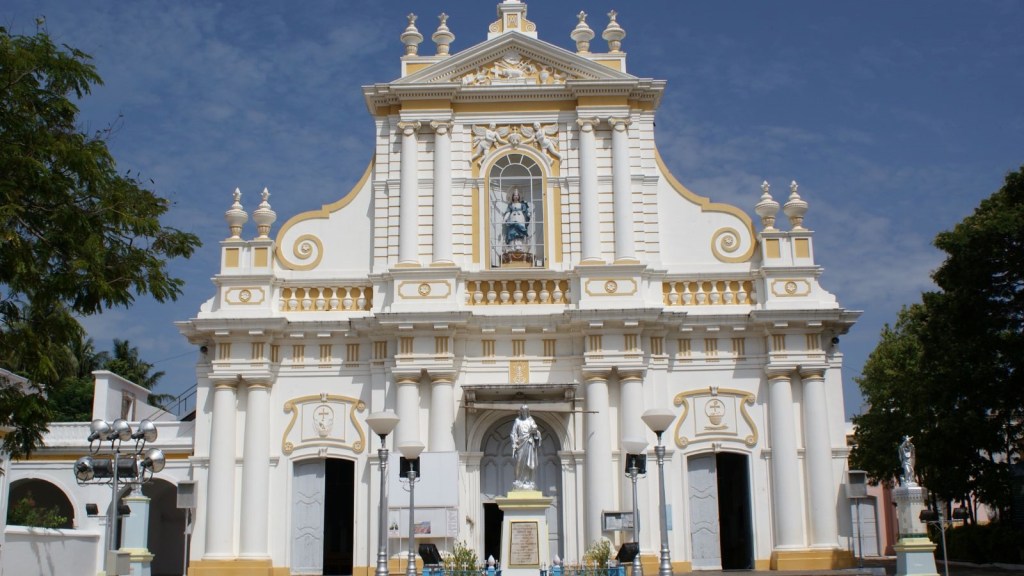 Honeymoon Places | Best Honeymoon Places In World | Best Honeymoon Places | Bollywood celebrities | Bollywood news in gujarati